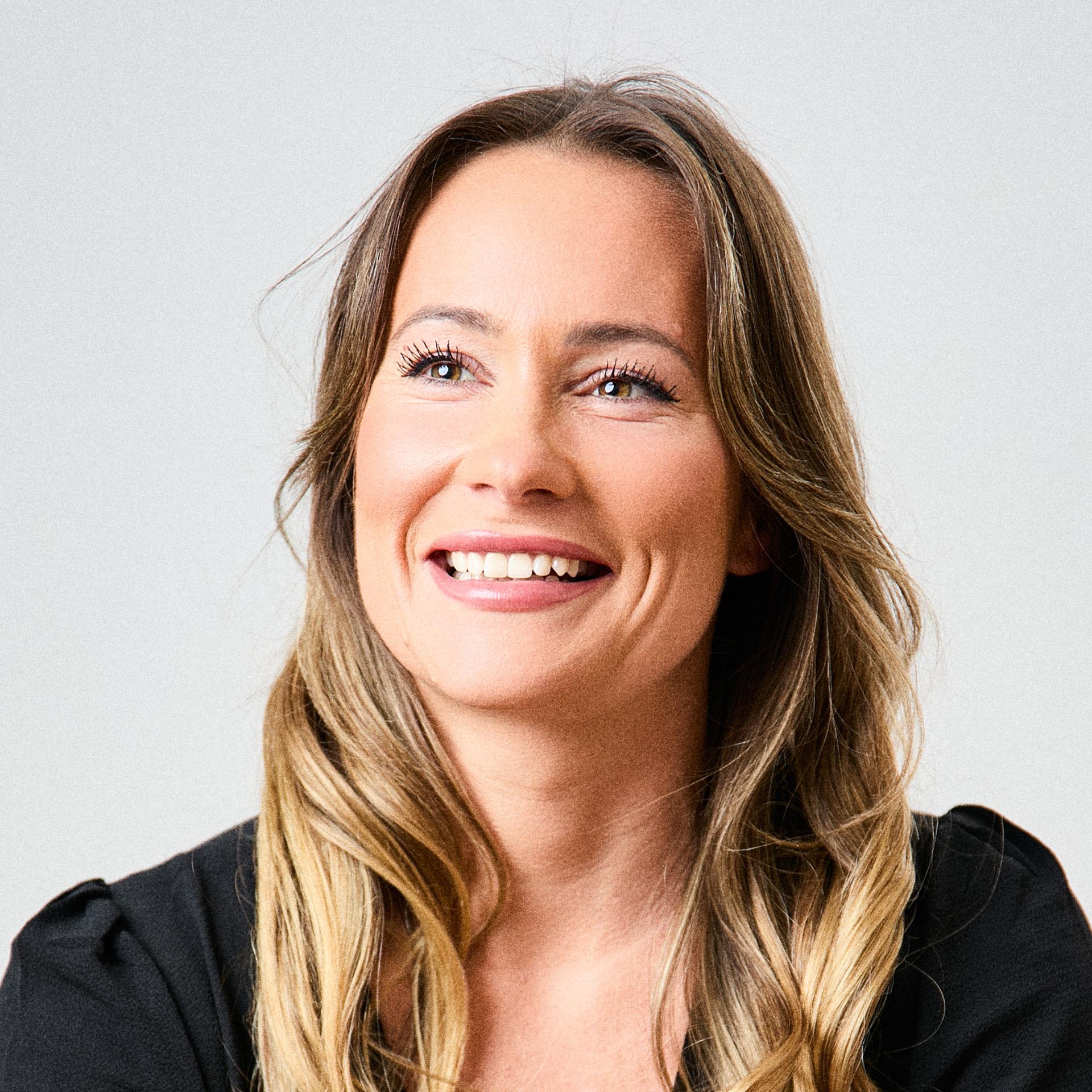 Marie Louise – The Modern Midwife on Bonding and Babywearing