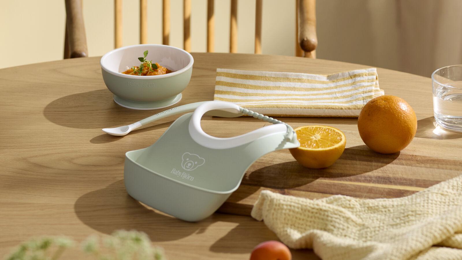 Top Tableware for When Your Baby is Learning to Eat Baby Feeding Set Green BabyBjörn